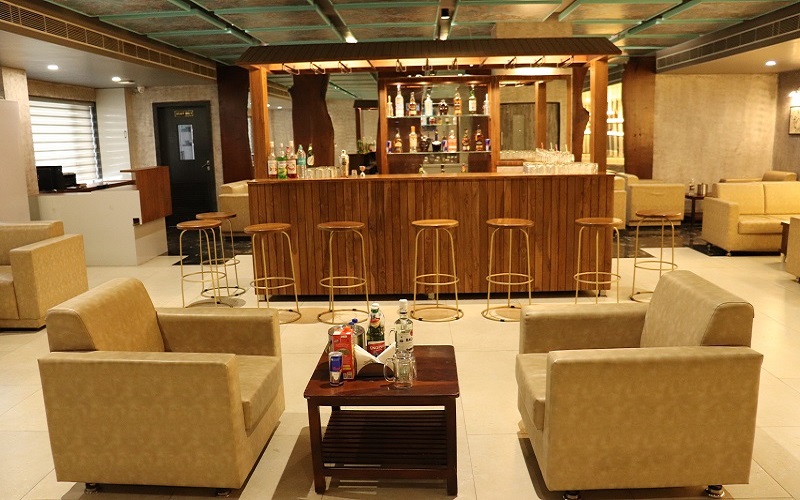 Hotel Aarunya royale